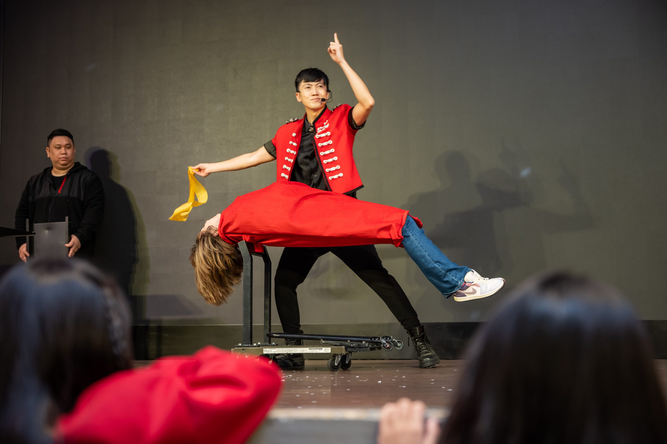 阜爾集團尾牙魔術秀魔術表演、特技雜耍