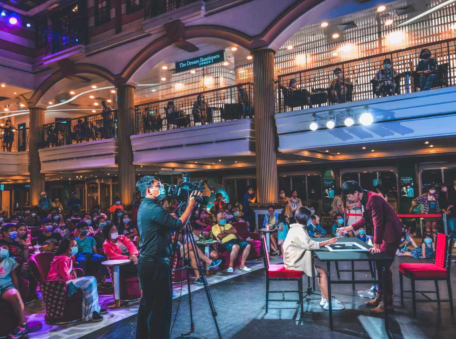 星夢郵輪探索夢號演出