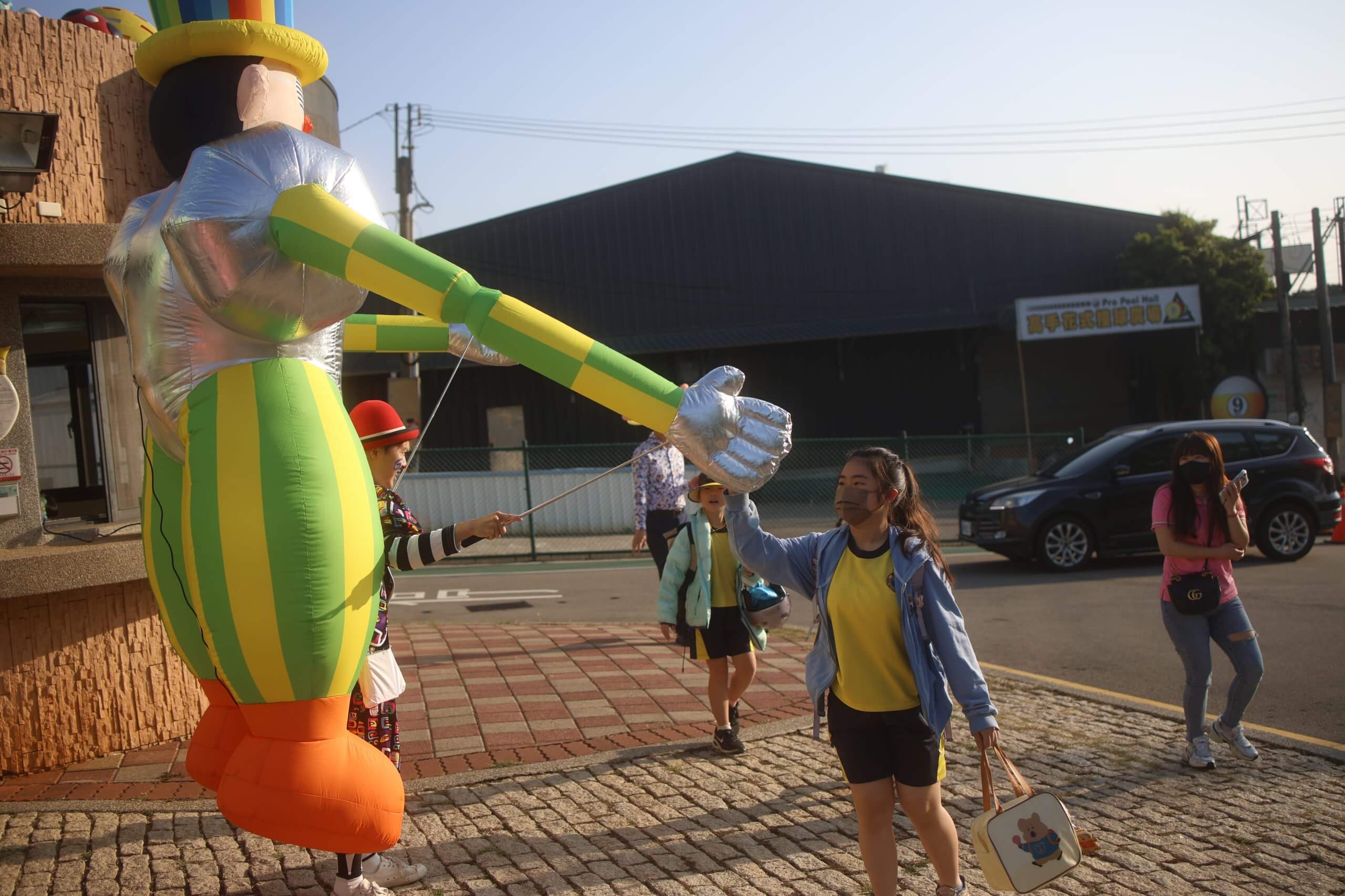 東海國小兒童節小丑特技、巨人小丑