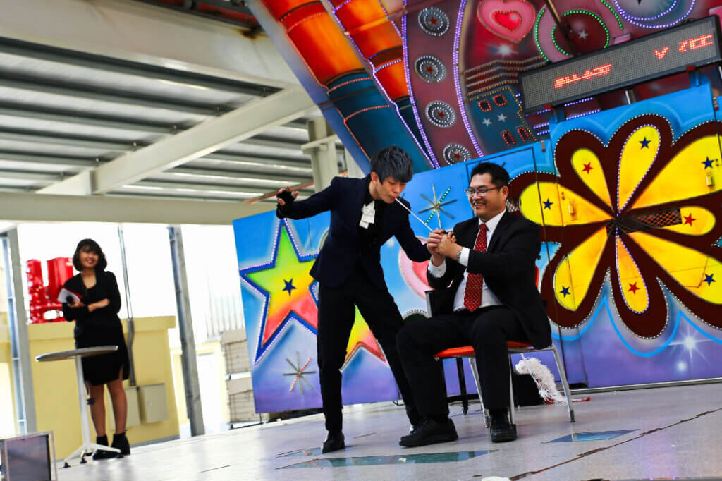 泰華家具尾牙魔術表演