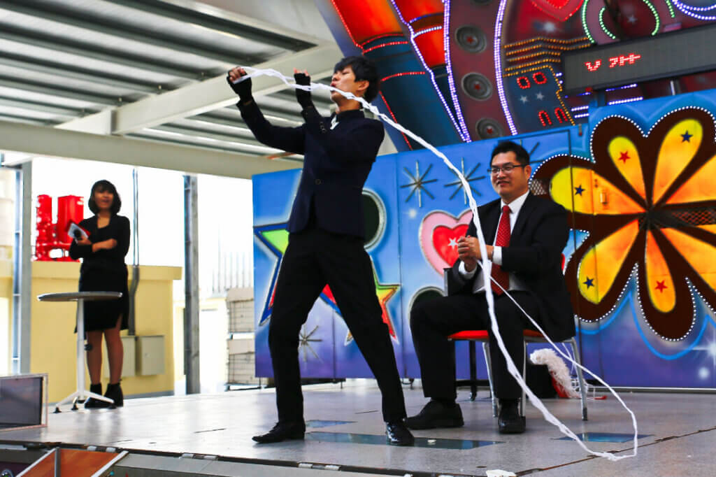泰華家具尾牙魔術表演